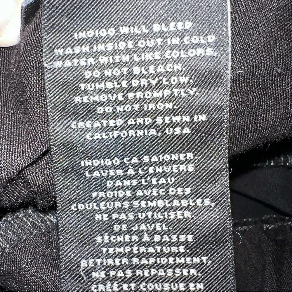 J Brand Women's Skinny Leg in Deep Black Mid Rise Woman's Jeans Size 30 - Image 8