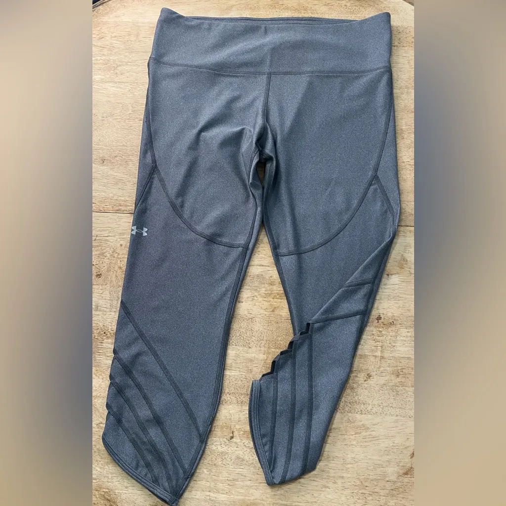 Under Armour Women’s Sz XL Gray HeatGear Hi-Rise Cutout Ankle Leggings - Image 3