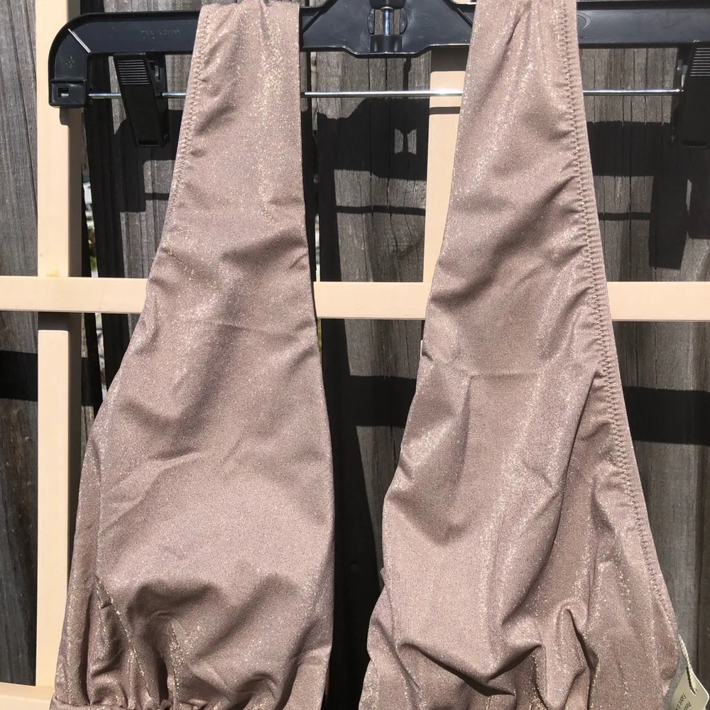 Gottex Sexy one piece metallic gold Shimmer Swimwear 12 - Image 8