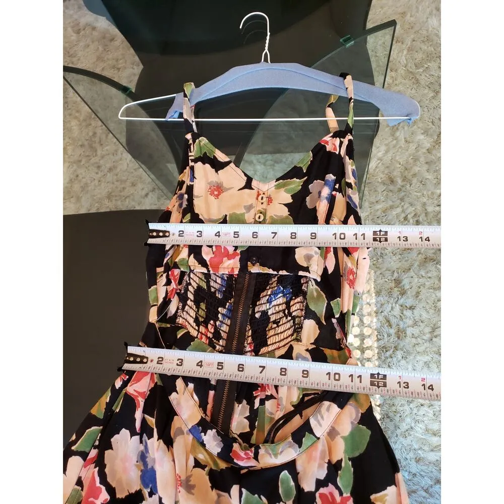 Kimchi Blue Jumpsuit Womens Size 4 Black Floral Rayon Cutout Wide Leg Back Zip - Image 9