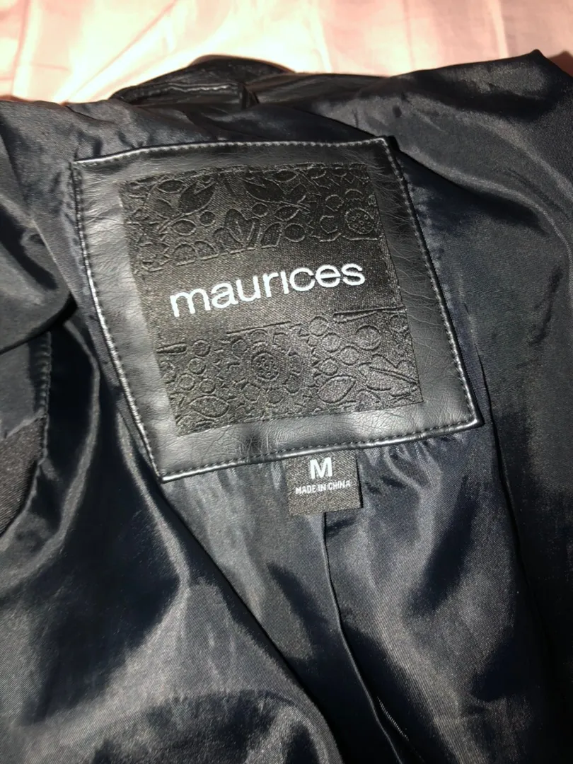Maurice's Black Leather Jacket - Image 5