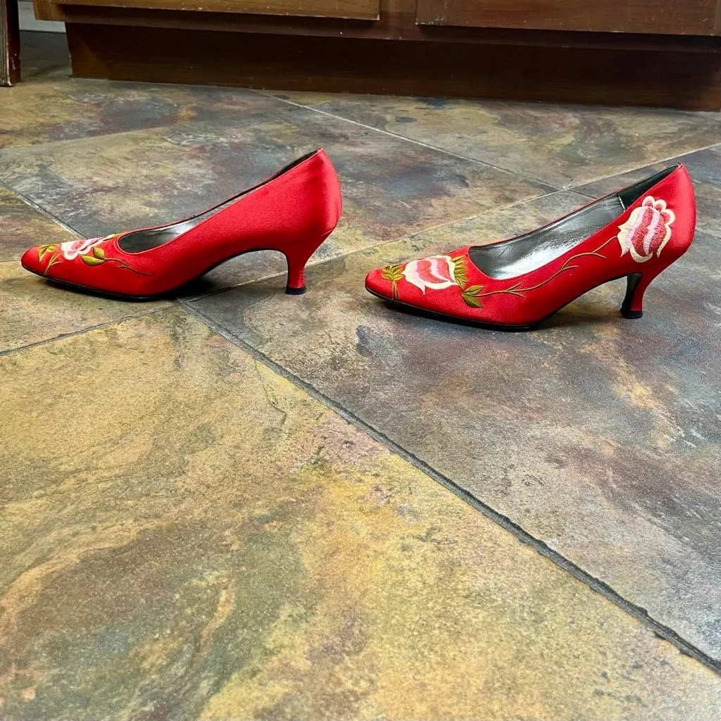 Sacha London Floral Embroidered Vintage Pumps Heels 7 Red - Image 6