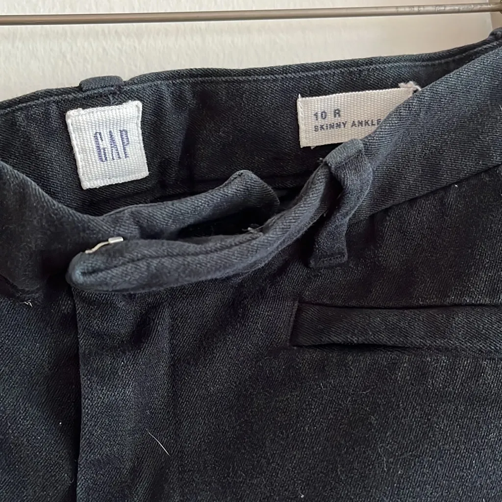 GAP Black Slack Work Pant 10 GUC - Image 3