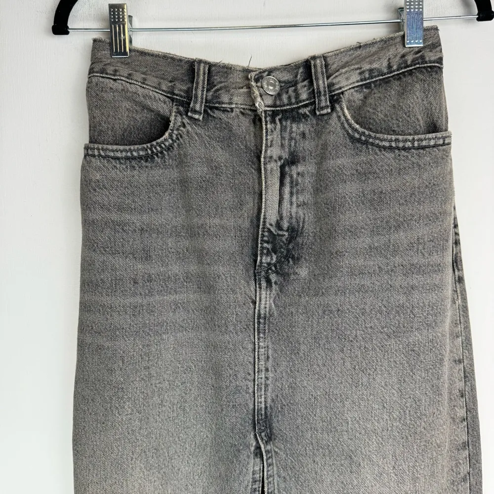 NWT ZARA Slit Denim Midi Maxi Skirt Sz XS Black Grey Wash Distressed Grunge - Image 4