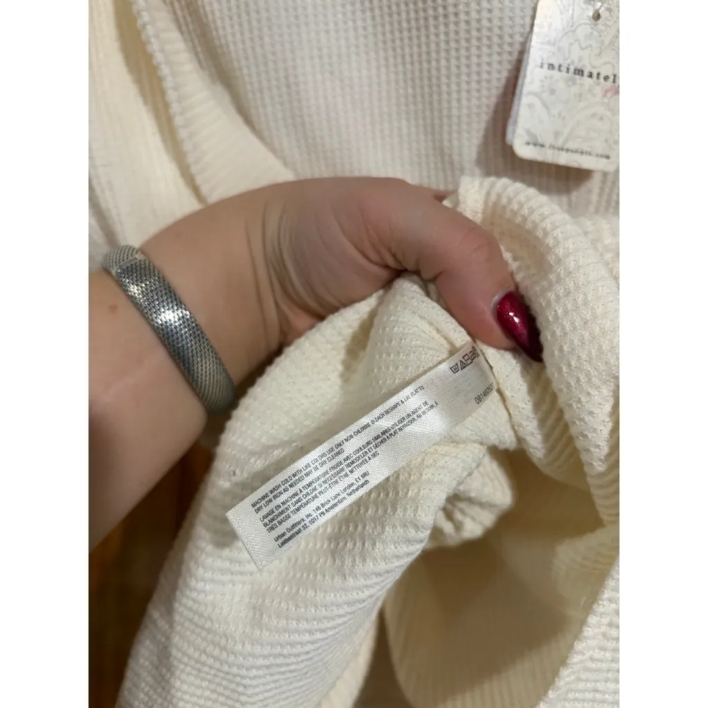 New Free People Intimately Cream Waffle Knit Long Sleeve Bodysuit Snap Closure - Image 4
