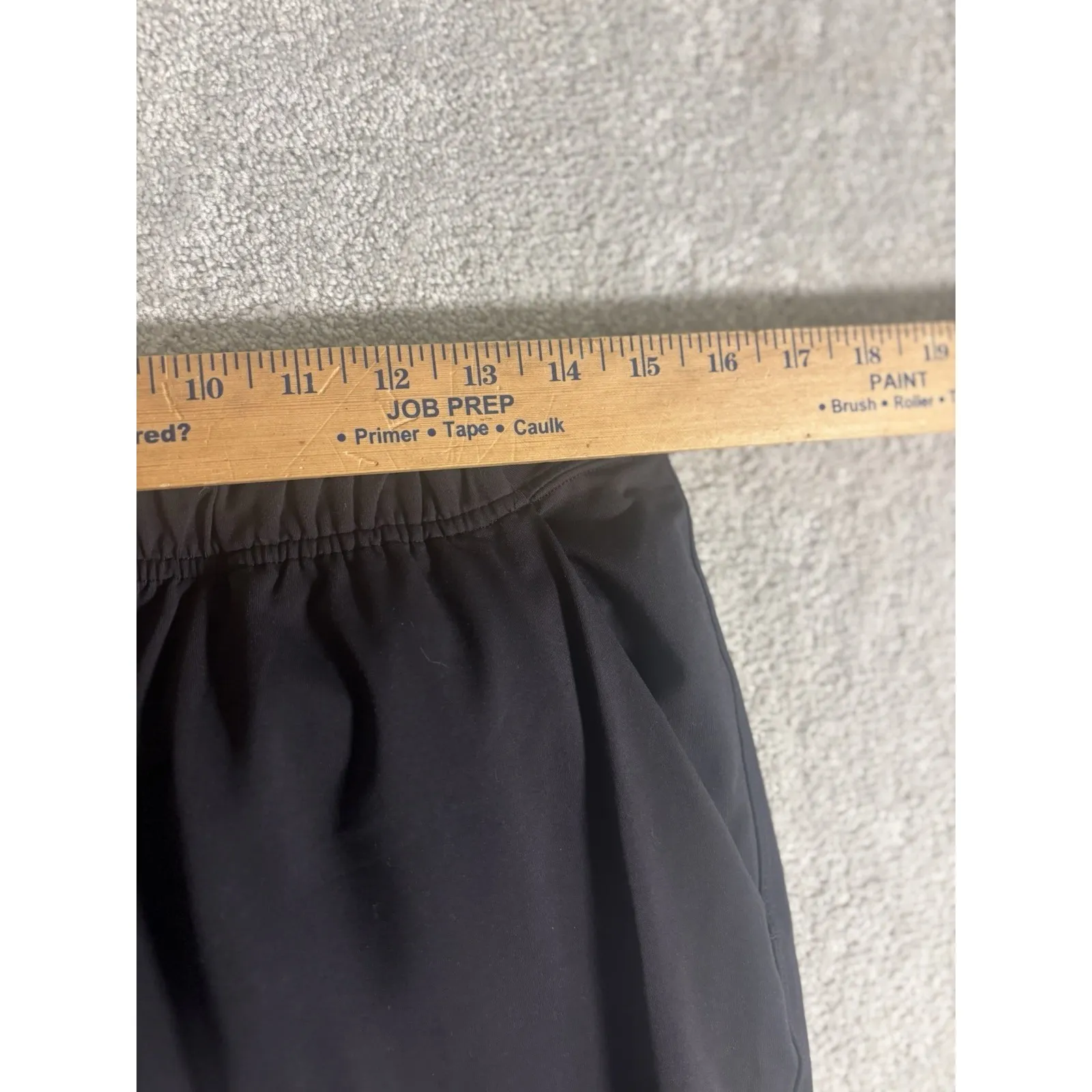 Lululemon Black Active Wear Pants Nonfalwd Estimated Size‎ 6 Tapered Pockets - Image 6