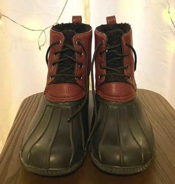American Eagle Outfitters Duck Boots - Image 2