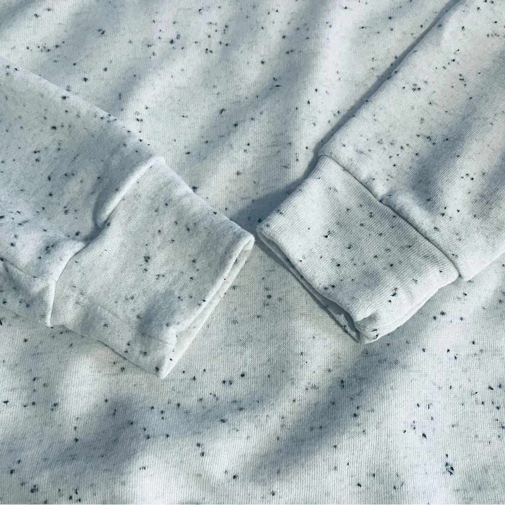 A Pea In The Pod Hoodie Pullover Sweater Small - Image 6