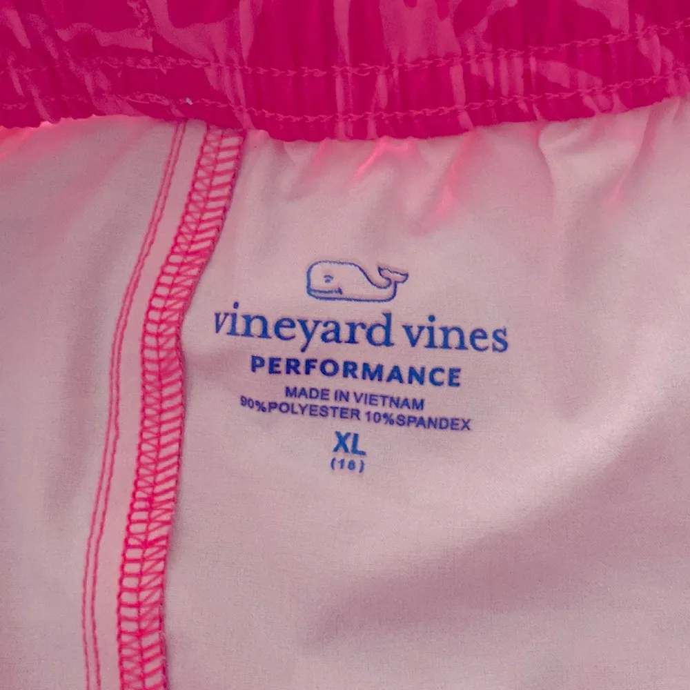 XL Vineyard Vines pink drawstring shorts. NWOT. - Image 6