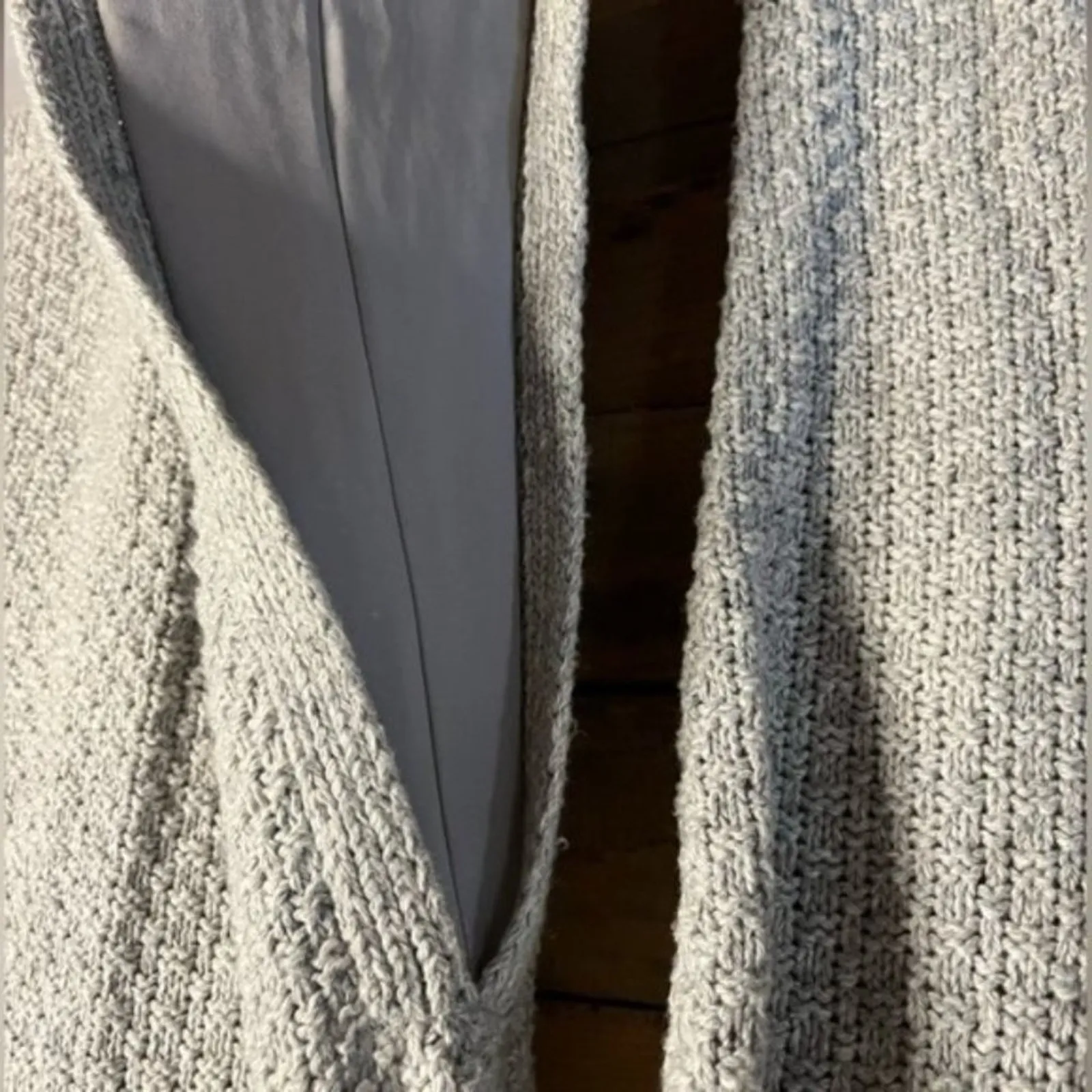 Loft Outlet Gray Sweater Size Small‎ - Image 5