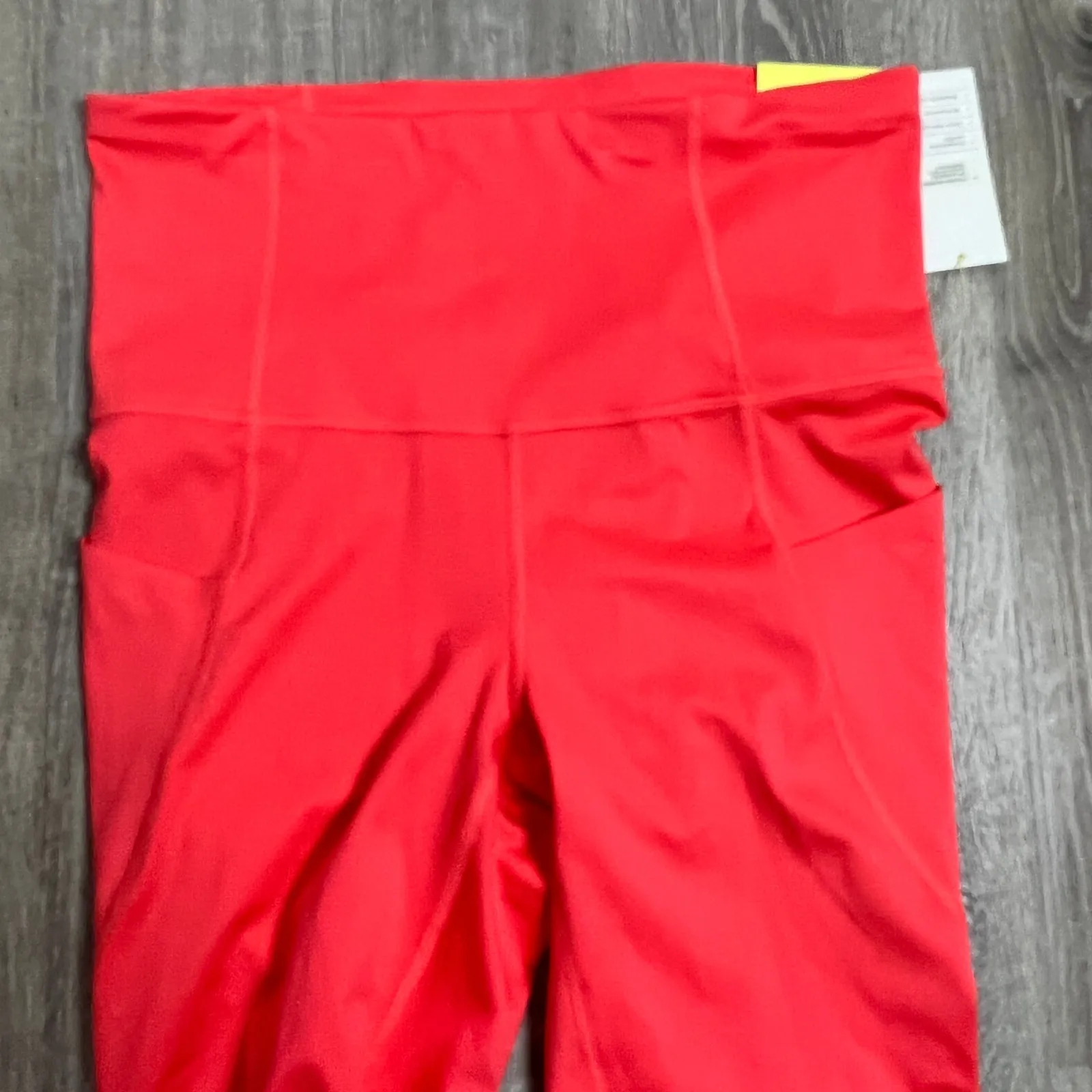 All in Motion Women's Coral Ultra High-Rise 7.8 Leggings - Size Small - NWT - Image 6