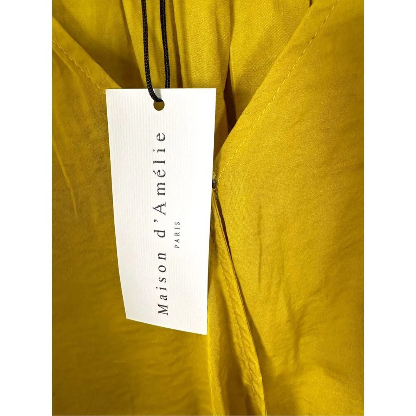 NEW Maison d'Amelie Women's Long Ruched Sleeves V - Image 4