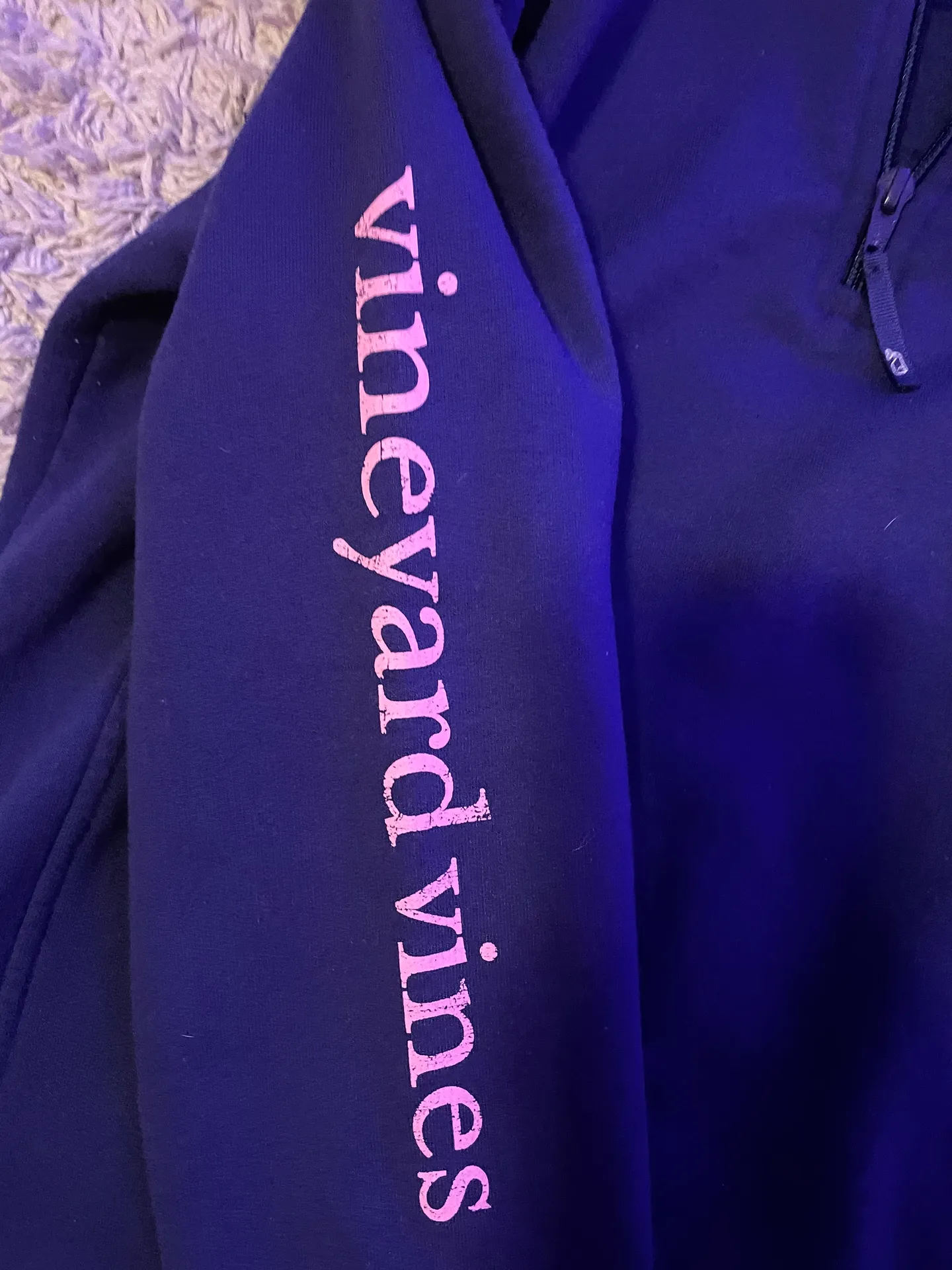 Vineyard Vines Half Zip Pullover - Image 5