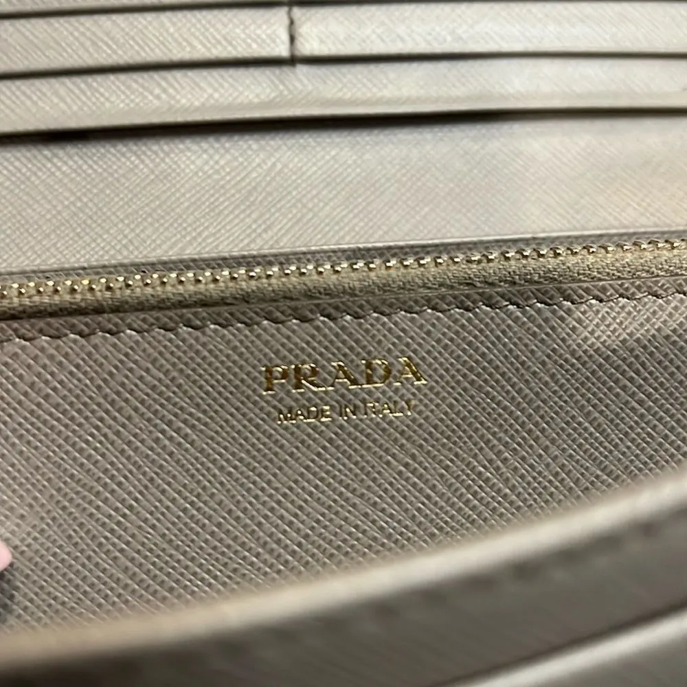 Authenticated Prada Beige Saffiano Lux Wallet ($1,100) 🌟professionally cleaned 🌟 - Image 16