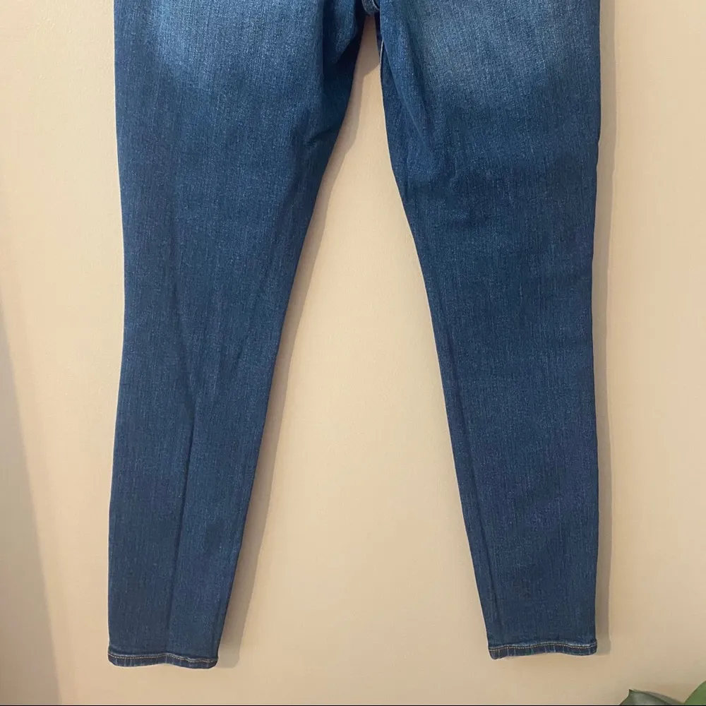 Universal Thread High Rise Skinny Jeans Sz 4 - Image 6