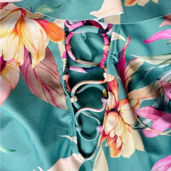 NWT La Blanca Jade Garden Floral Off Shoulder Ruffle One-Piece Swimsuit Size 8 - Image 13