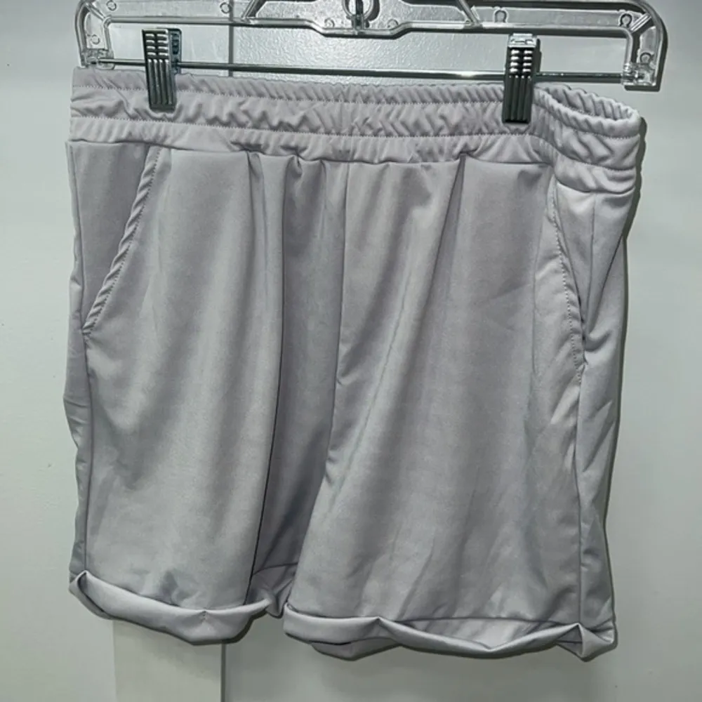 Gray park day vacation‎ women crop set S/M short spring/summer Getaway Set MWOT Size M - Image 2