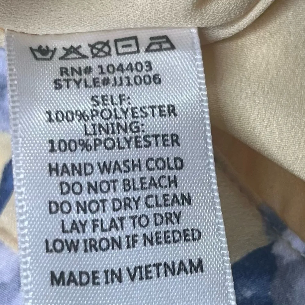 J By J.O.A 
Yellow Floral Jumpsuit Size Medium - Image 6