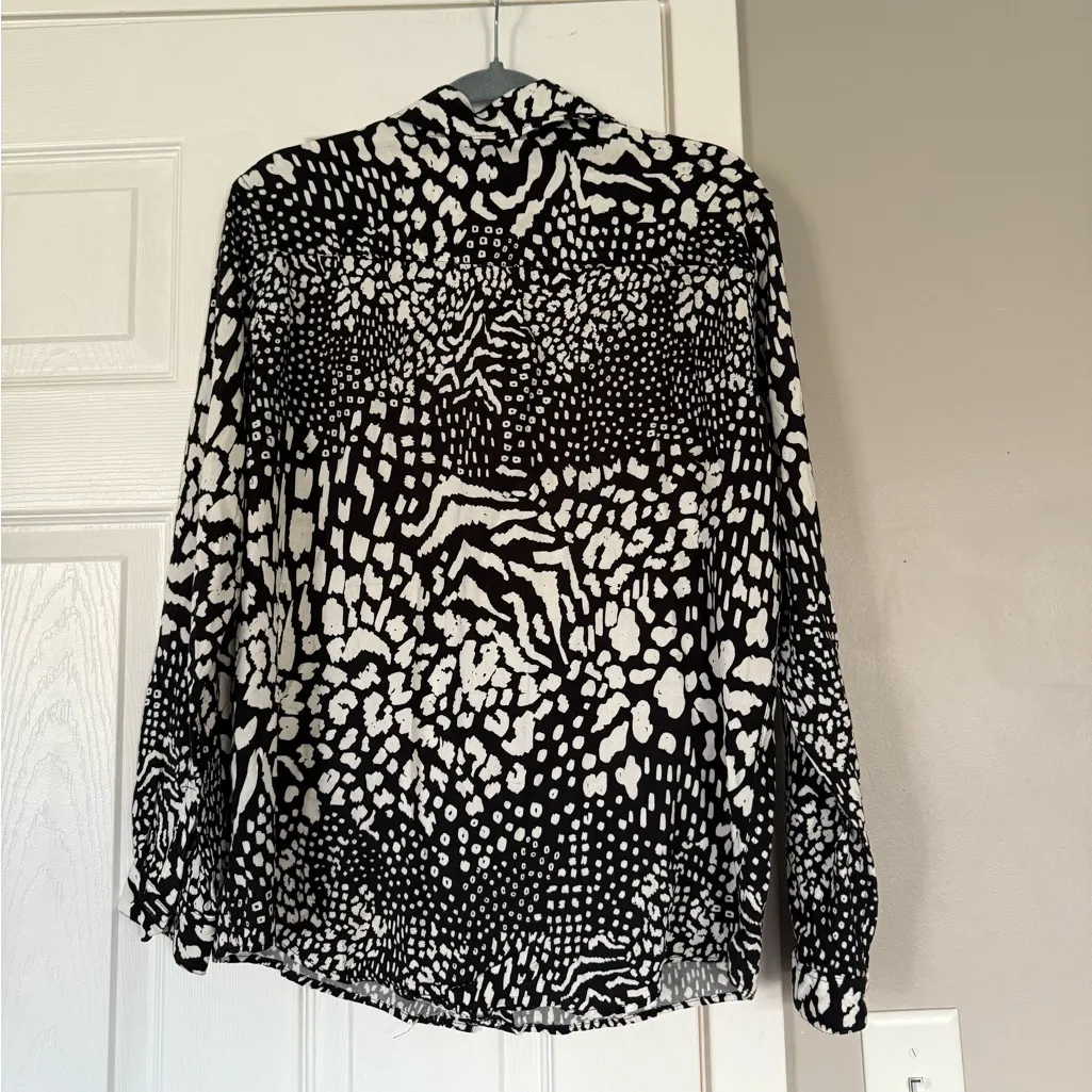 Zara 101 Dalmatians Black & White Shirt Blouse Office Business Casual - Image 6