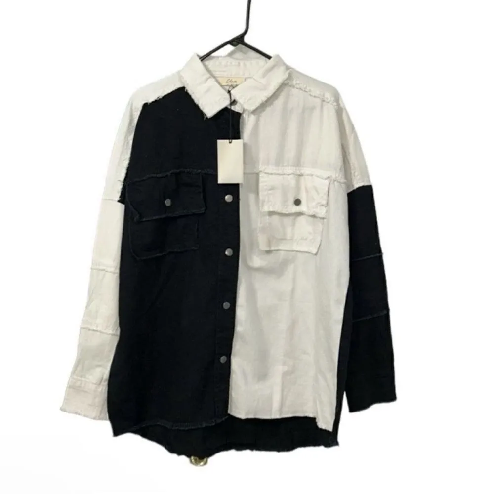 Elan Black & White Distressed Color block
Jacket/Shirt(Size Small) - Image 4
