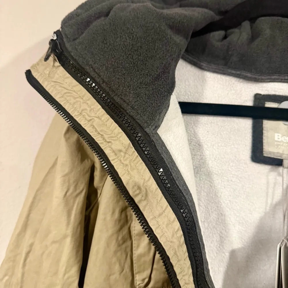 BENCH WOMENS THREE-IN-ONE KRESIEL JACKET SIZE SMALL - Image 9