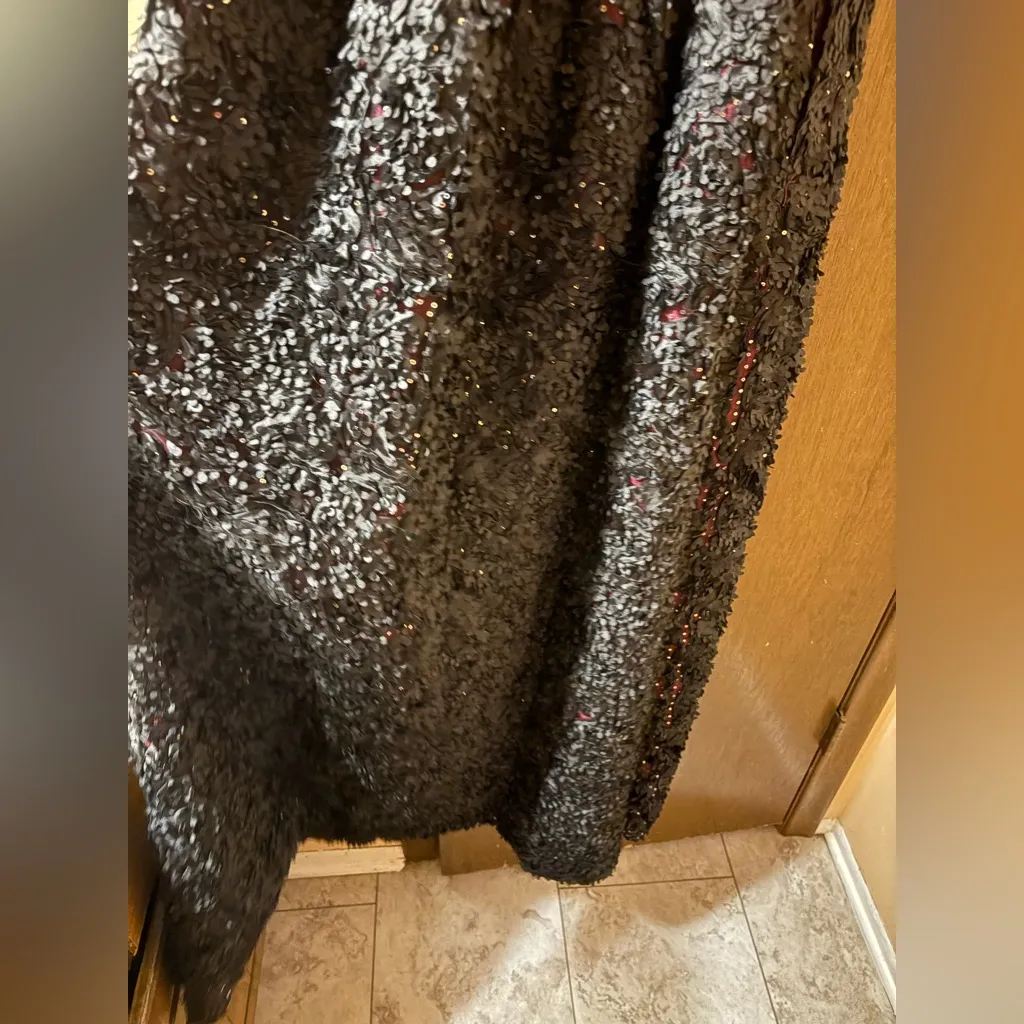 ML Monique Lhuillier Black Sleeveless Asymmetrical Sequin 3D Flower Skirt Gown - Image 7