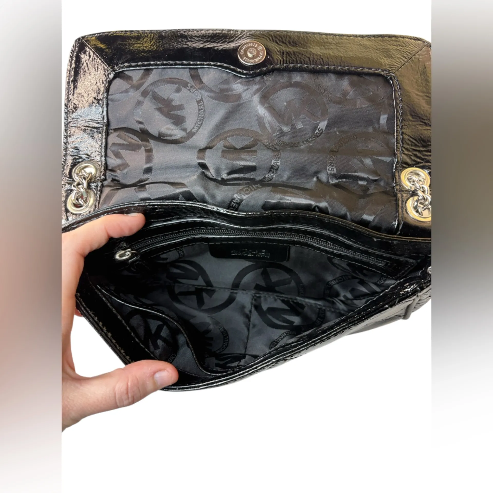 Michael Kors Hamilton Black Quilted Shoulder Bag - Image 6