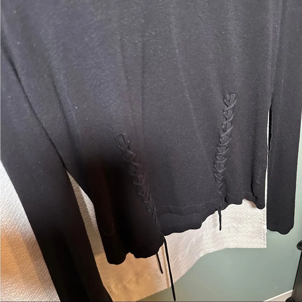 Max Studio Black Fitted corset sweater front L - Image 3
