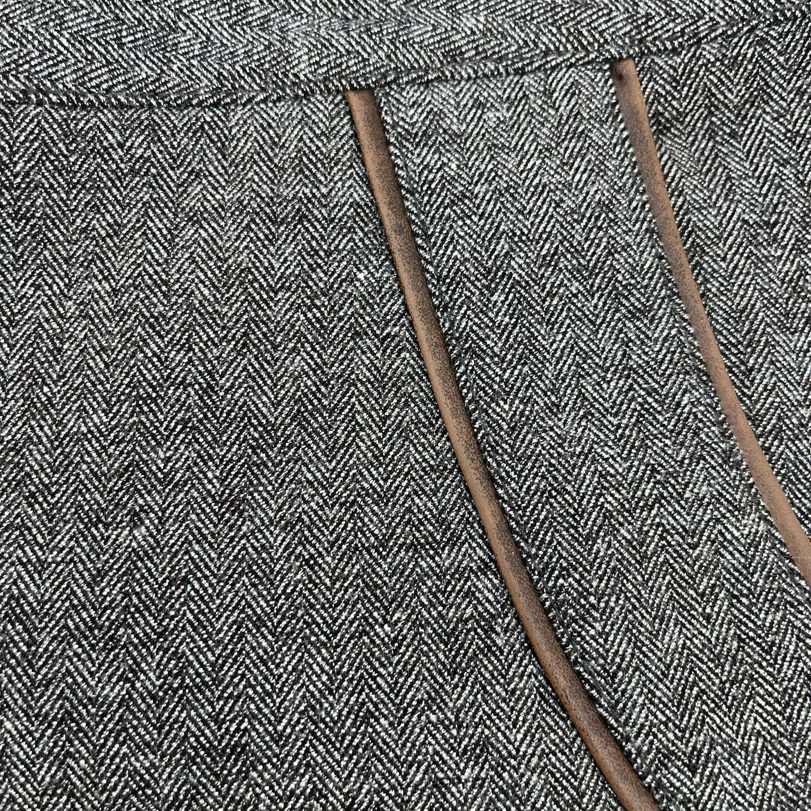 Brooklyn Industries Tweed Shorts Sz 4 Preppy Dark Academia Leather Herringbone Brown - Image 3