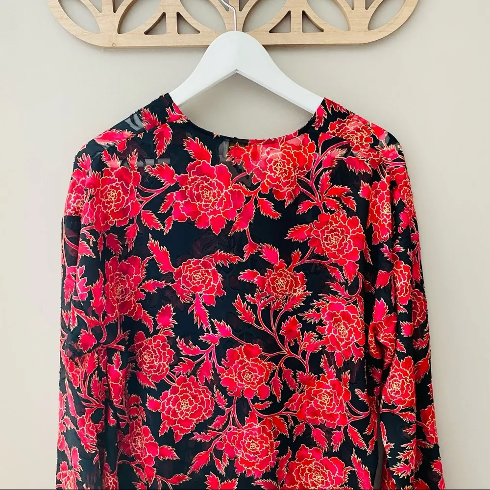 Victoria's Secret Gold Label Floral Print Popover Night Top Red/Black Sz… - Image 8