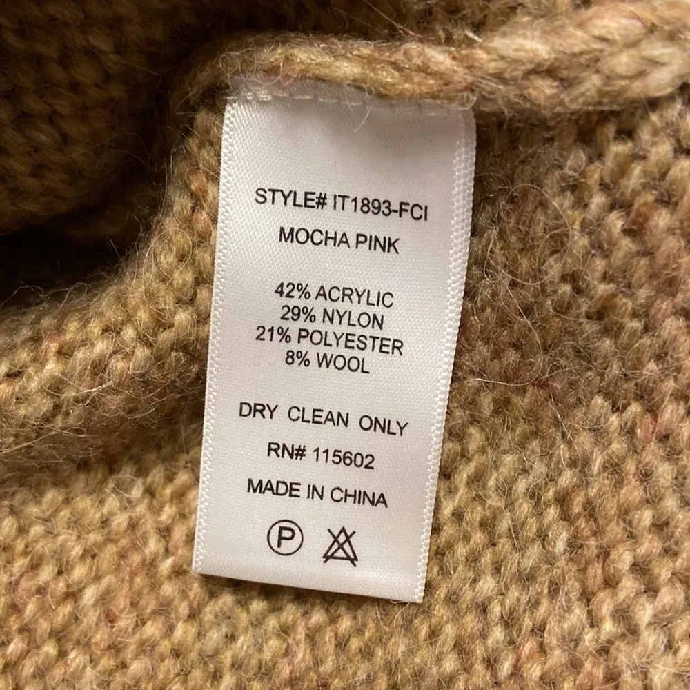 LUSH Sweater size S excellent condition so beautiful sweater mocha pink color - Image 6