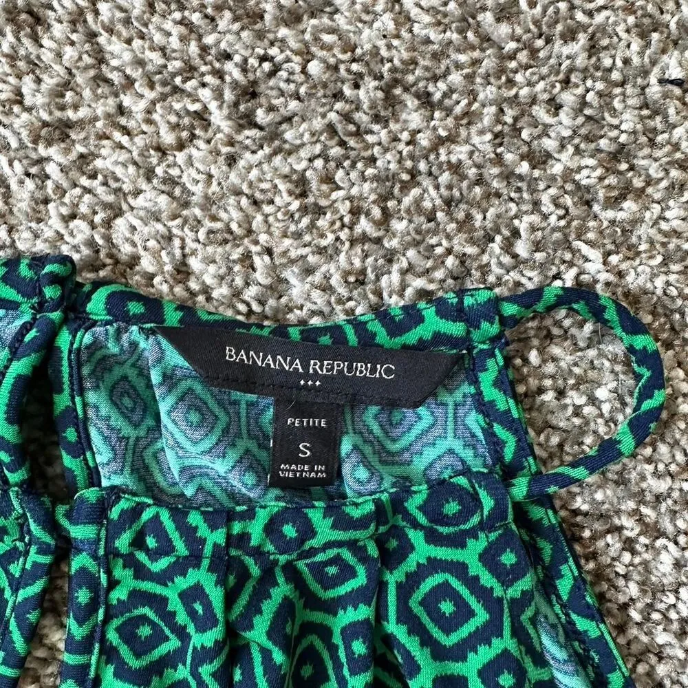 Banana-republic Women's Green Dress - Image 5