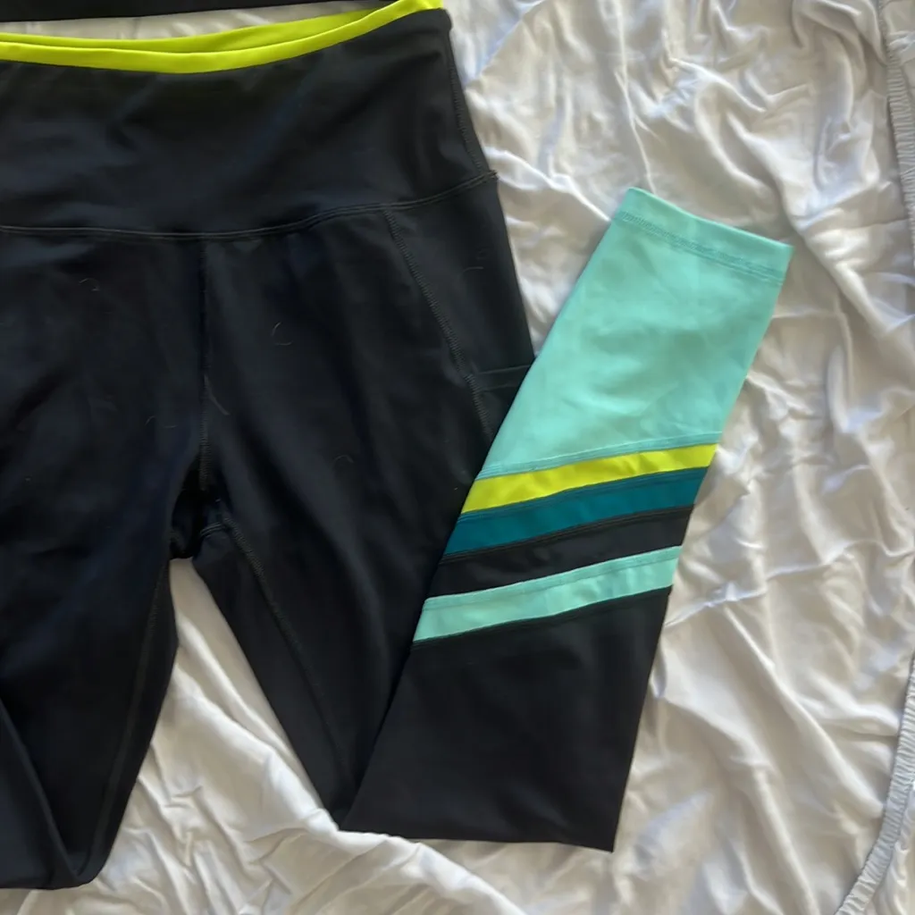 WORKOUT SPORTS BRA AND LEGGING SET - Image 2