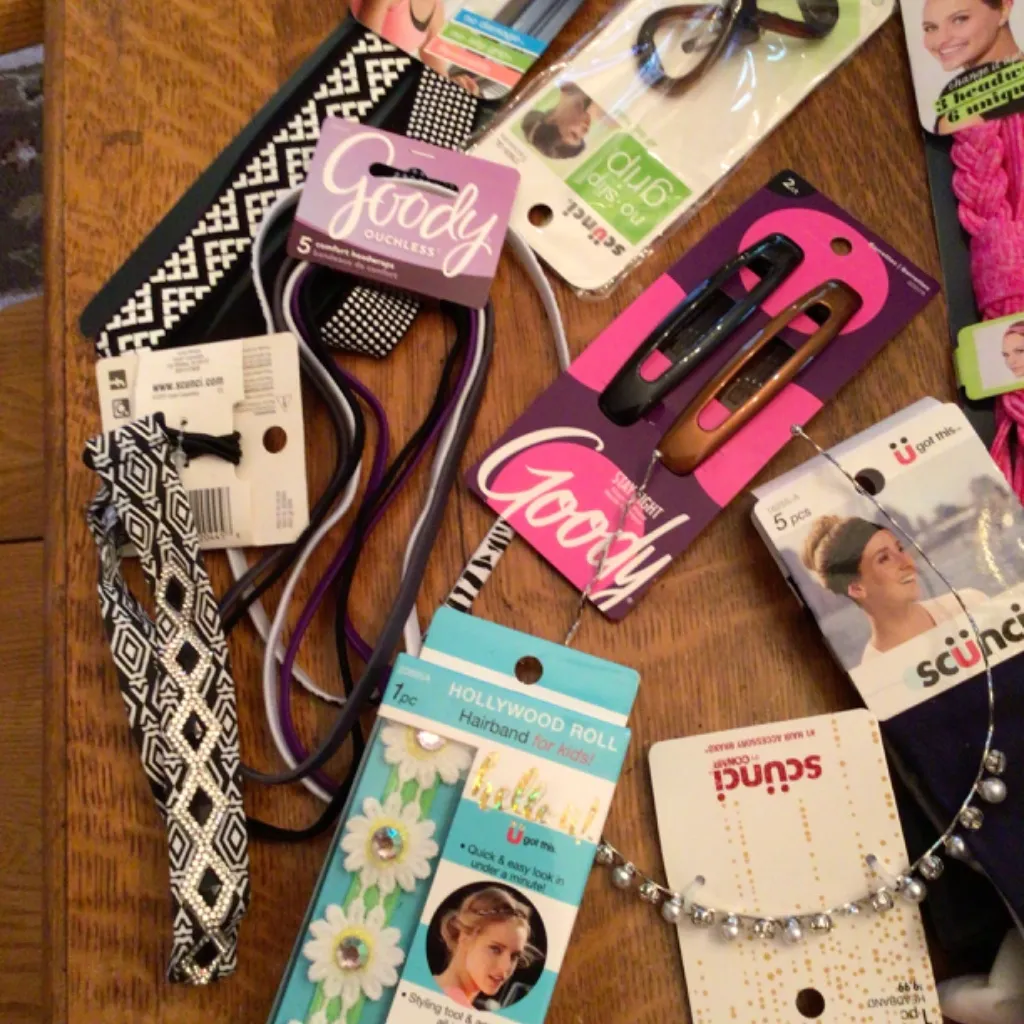 10 Piece Hair Accessories Bundle NWT total pcs 22 Black - Image 6