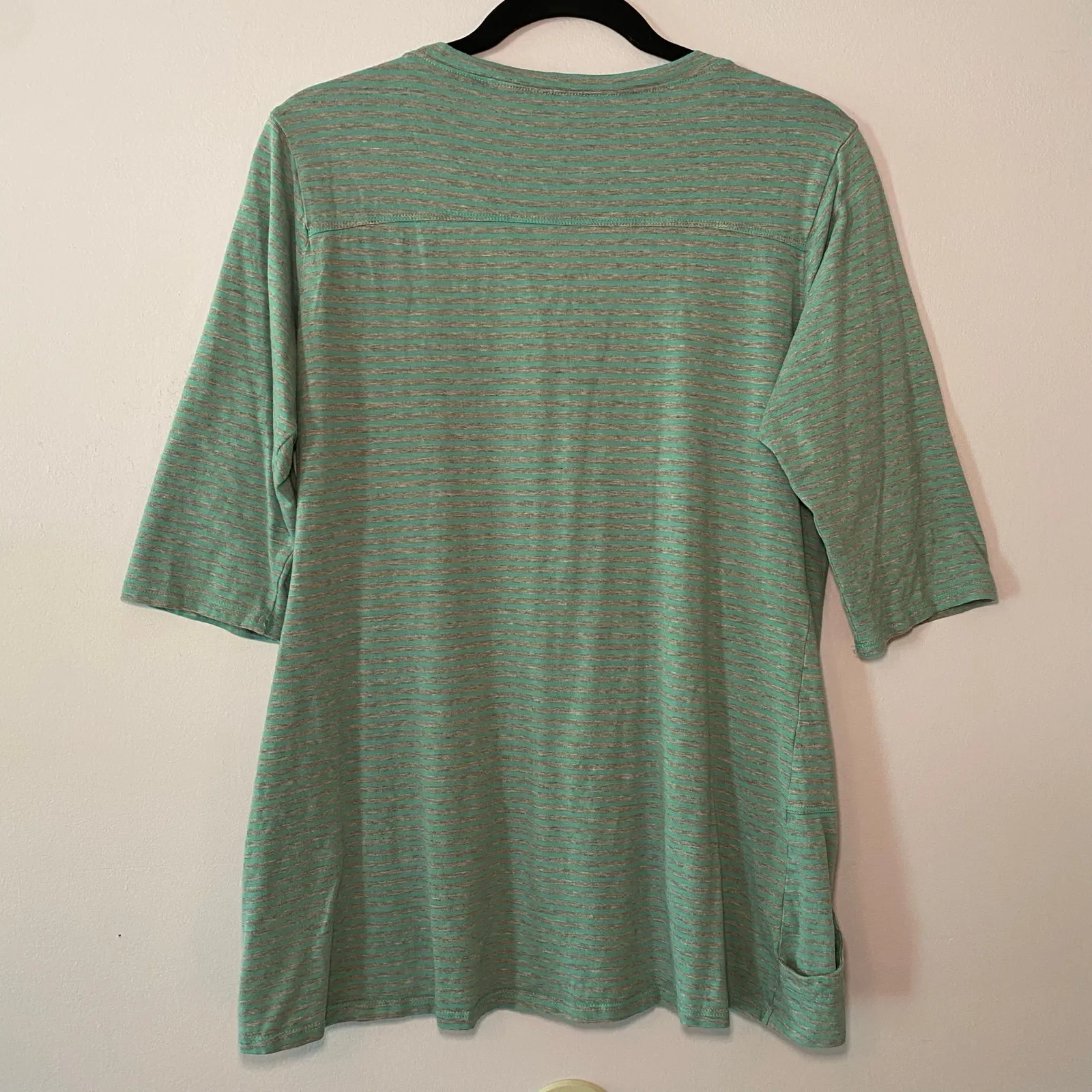 Toad & Co Blue Gray Stripe 3/4 Sleeve Pullover Top Women's size Medium - Image 7