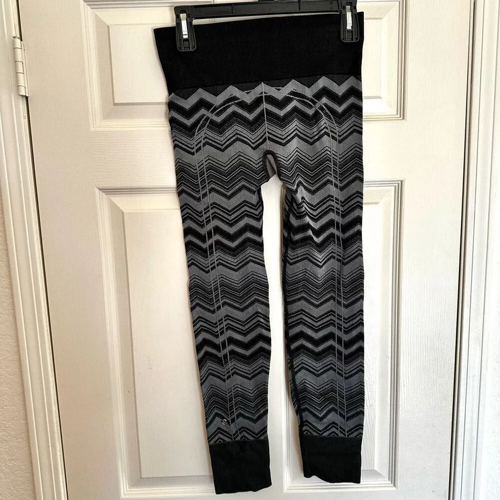 Lululemon Ebb To Street Seamless Chevron Activewear Athletic Leggings Pants - Image 4