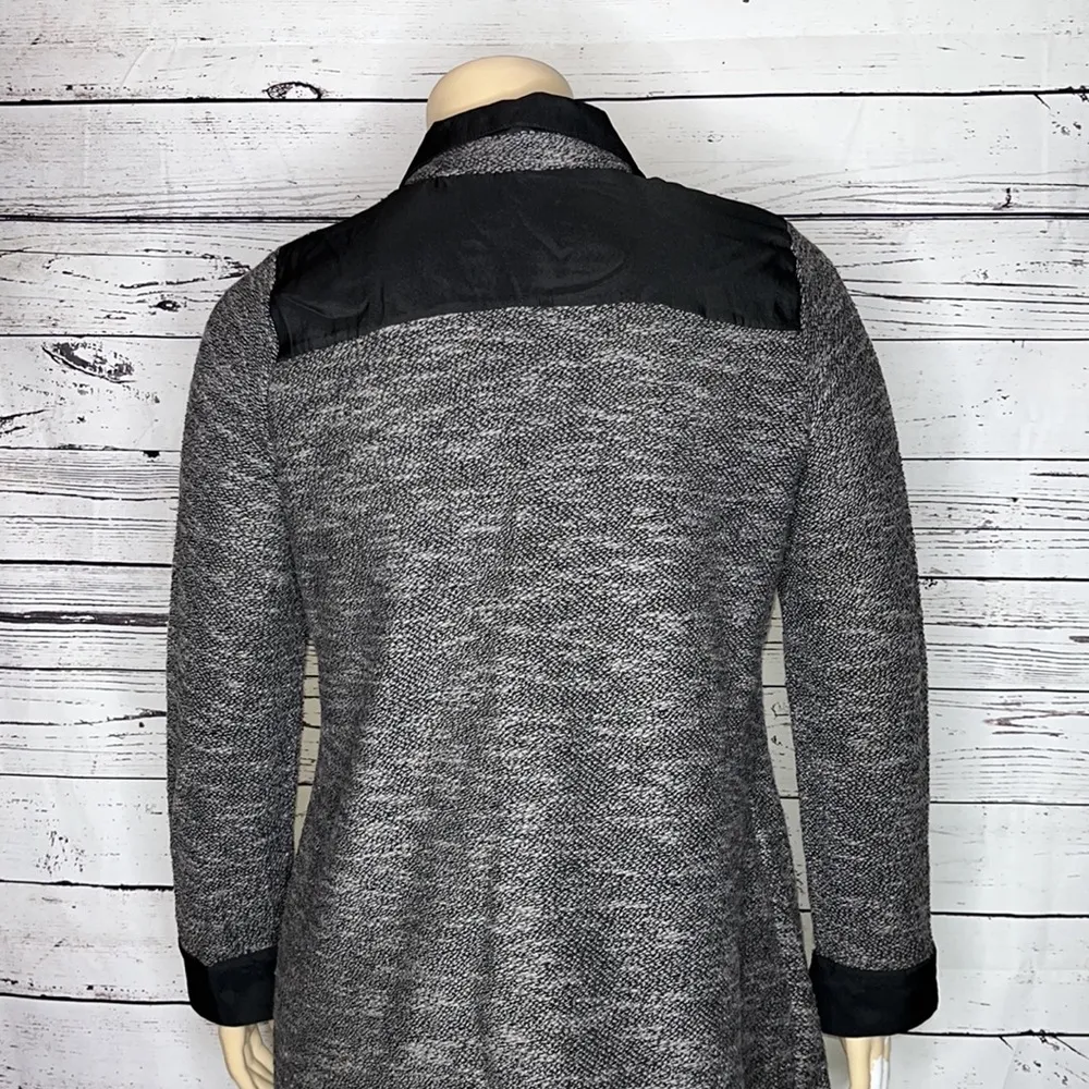 Soft Surroundings NWT XL Black & Gray Embellished Fancy Collar Button Down Shirt - Image 5