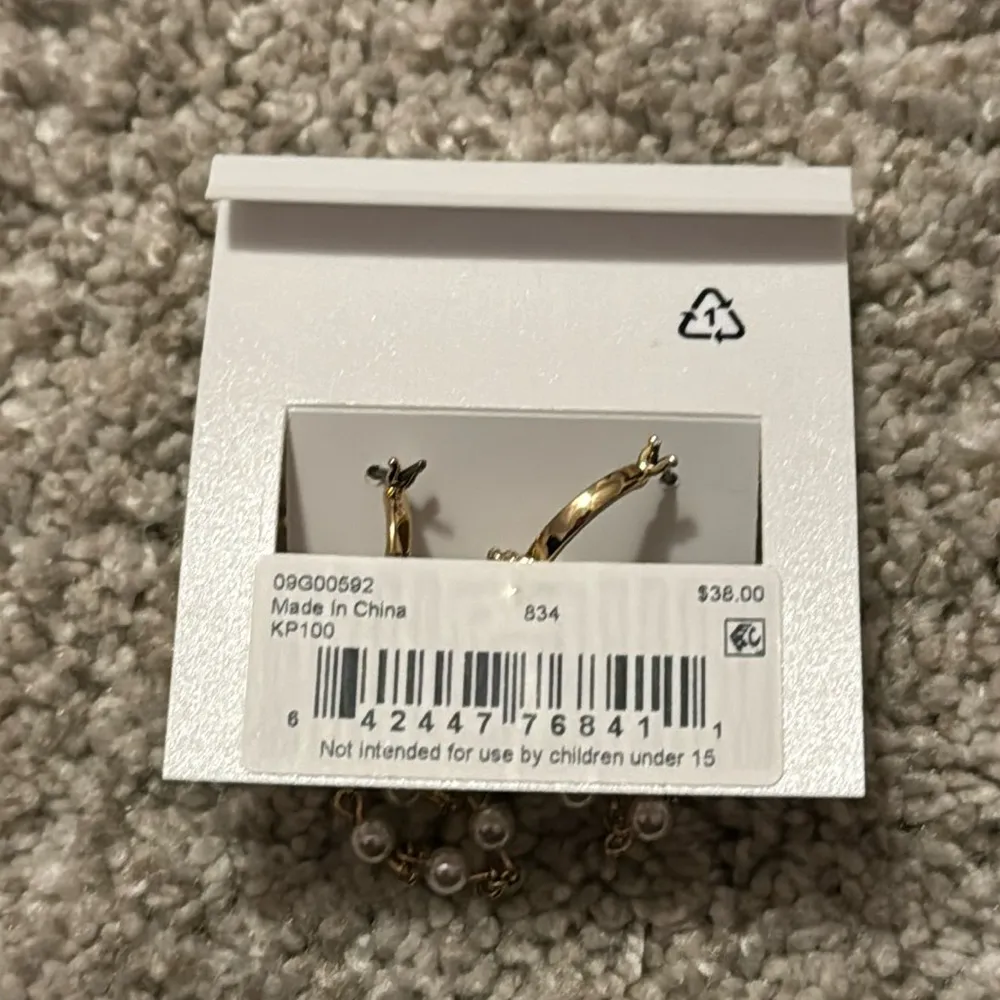 Karl Lagerfeld Gold and Cream Heart Lock Earrings - Image 4