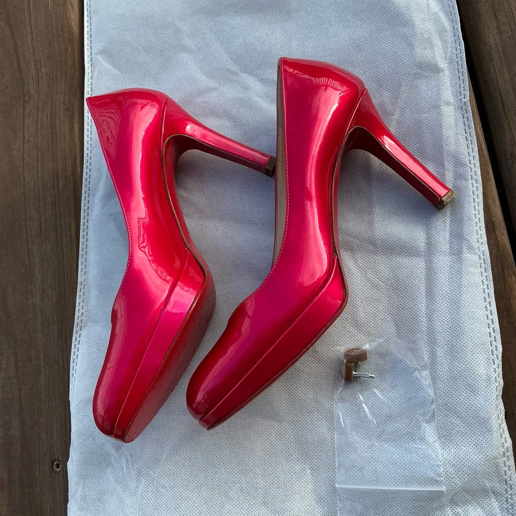 Authentic Christian Louboutin pumps❤️❤️❤️❤️ - Image 8