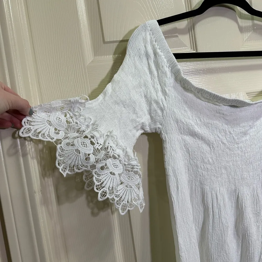 Rue 21 plus size off the shoulder blouse white with lace trim size 3X - Image 2