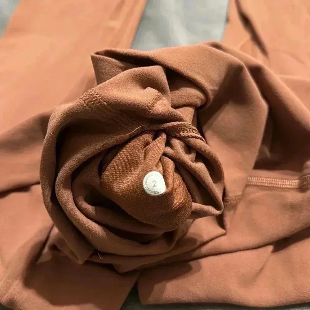 Lululemon Align High Rise Leggings - Image 3