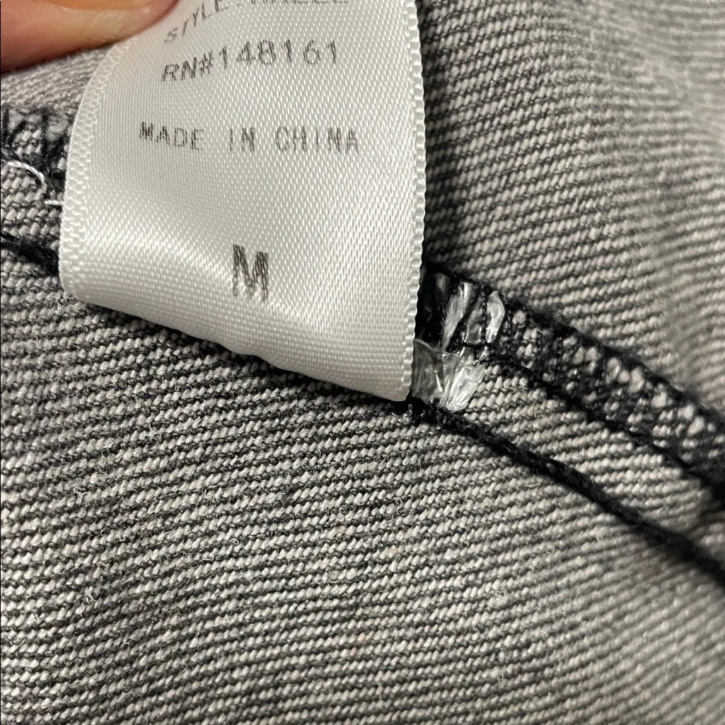 Buddy Love Distressed Denim Jacket
Medium Jean Trucker Gray - Image 9