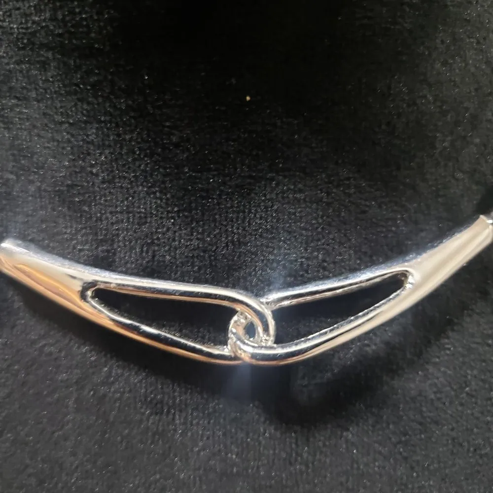 Nine West Womens Fashion Black Cord & Silver Tone Necklace with Lobster Clasp - Image 3