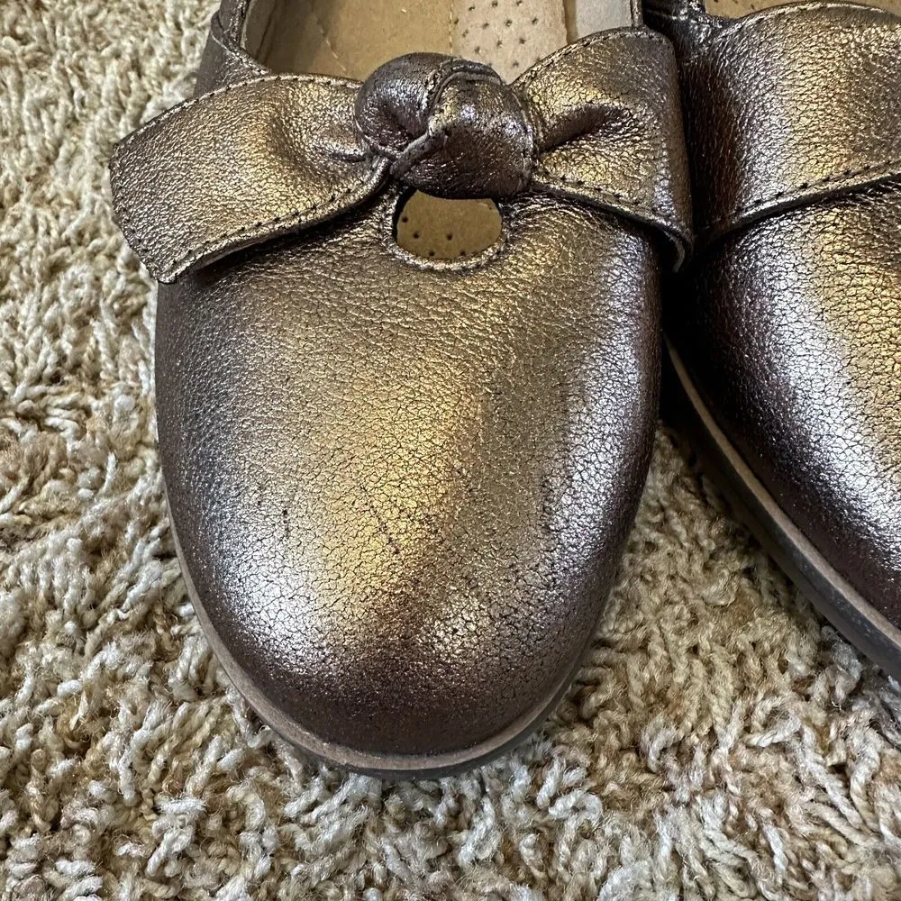 Clarks Collection‎ Cushioned Sole Slip On Loafer Flats Gold Shimmer Size 7 - Image 5