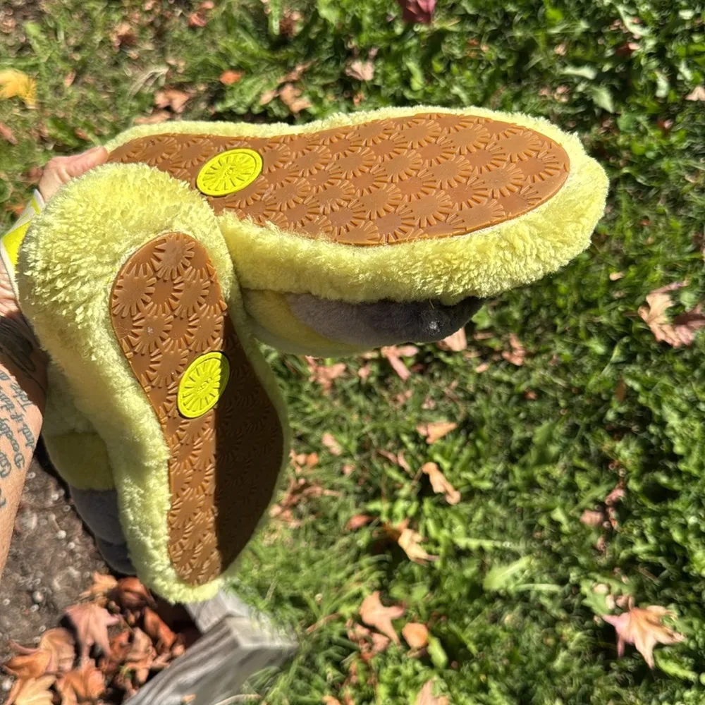 UGG Women's Fluff Yeah Sandal Yellow Gray Fury Slipper Sheepskin Slide size 9 - Image 2