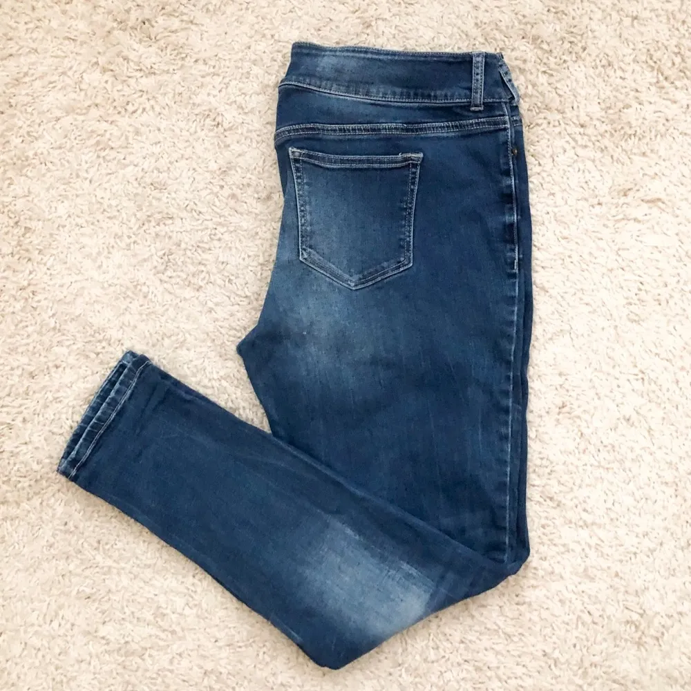 Maurices Faded Basic Jeans - Image 3