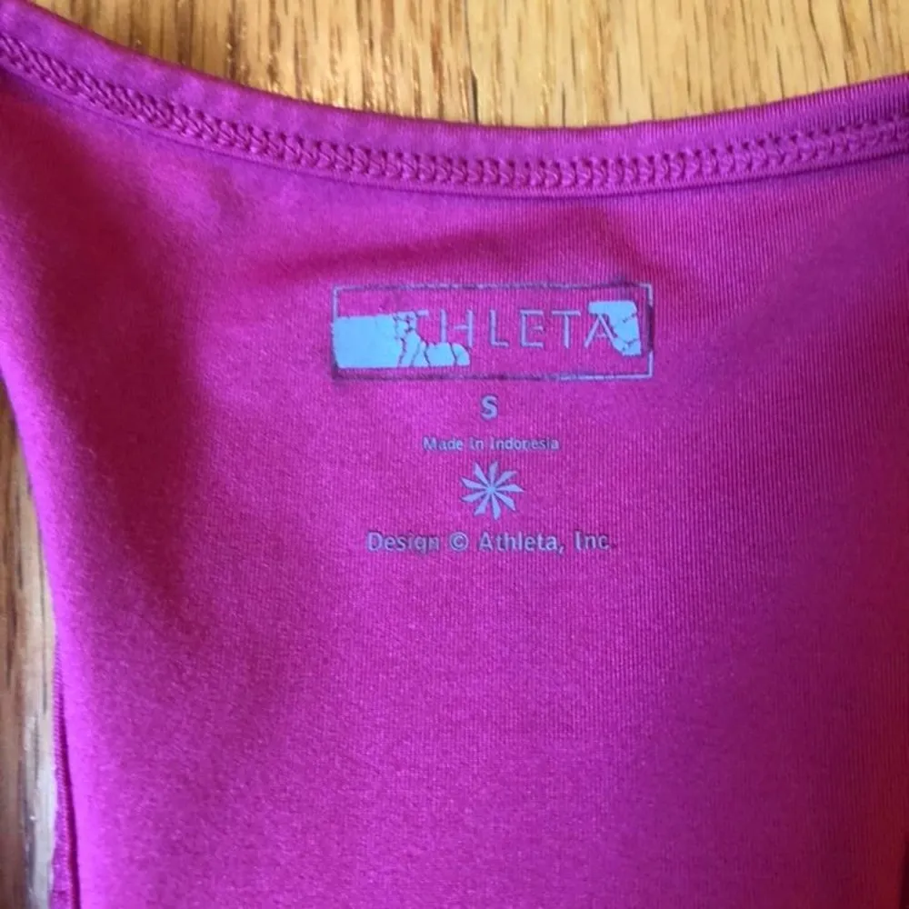 Athleta tinker tank size small - Image 4