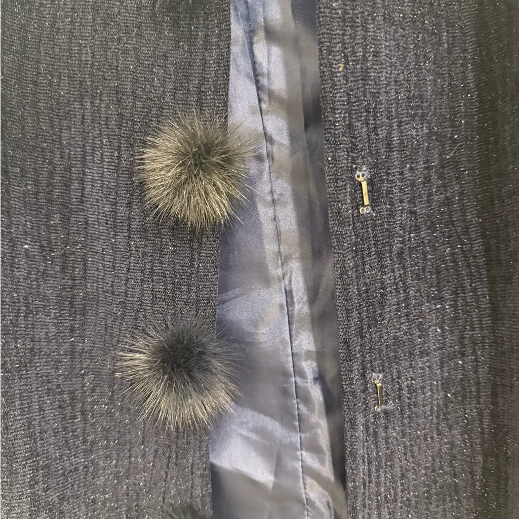 💥HP 💥 DVC Women's Navy Blazer with Fur Accents size 14 Blue - Image 3