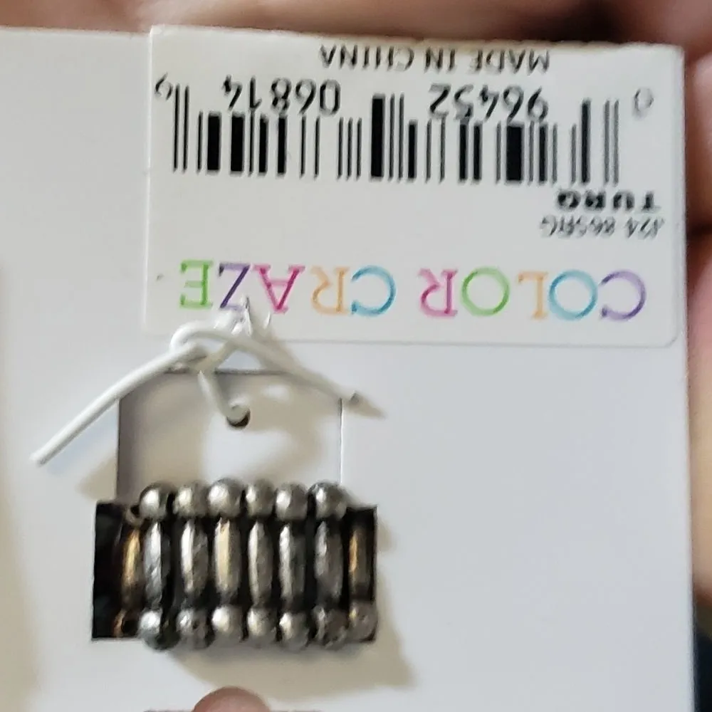 5/$25 Stretch ring Green - Image 2