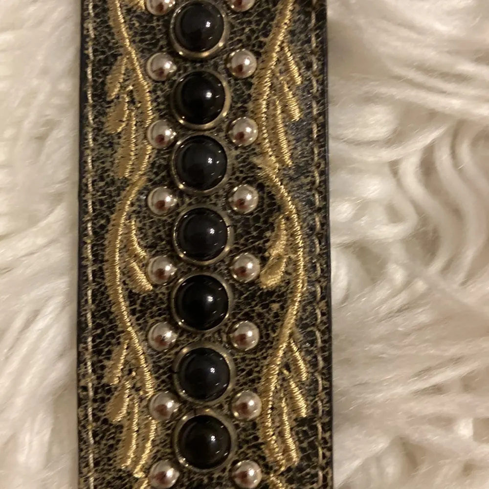 Nocona Gray and Silver Western Belt with Ornate Buckle size S 1/2” wide - Image 4